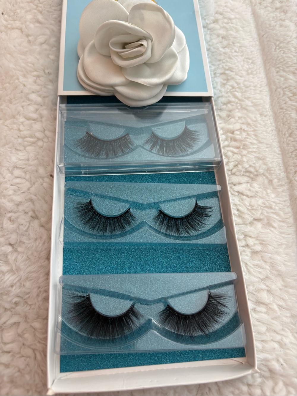Luxury Blue False Eyelashes Trio Set - Dramatic Volume